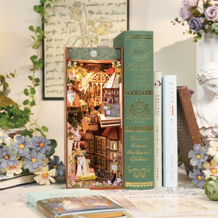 DIY Book Nook - Shakespear’s Verse inclusief Dust-cover