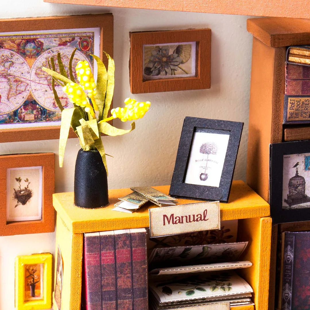 DIY Huisje - Sam's Study