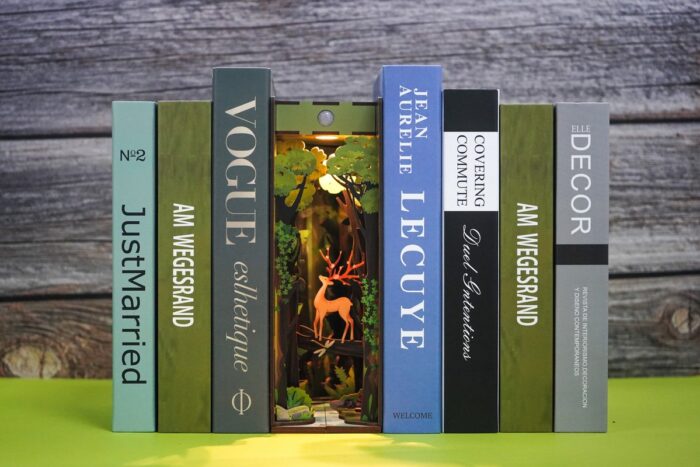 DIY Book Nook - Story of The Forest