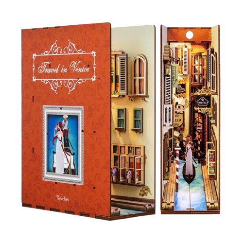 DIY Book Nook - Travel in Venice