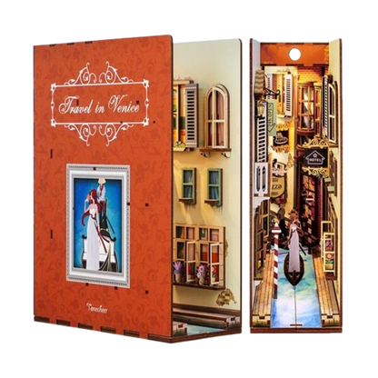 DIY Book Nook - Travel in Venice