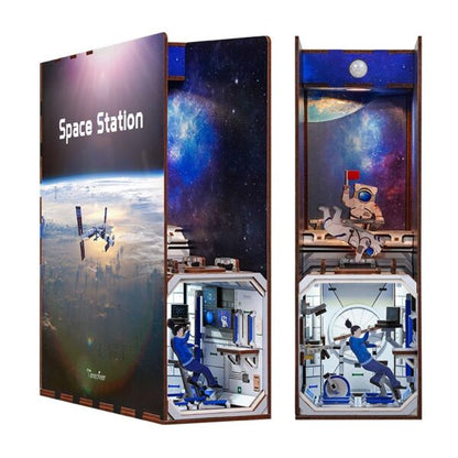 DIY Book Nook - Space Station