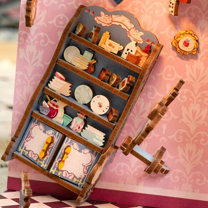 DIY Book Nook - Alice in Wonderland